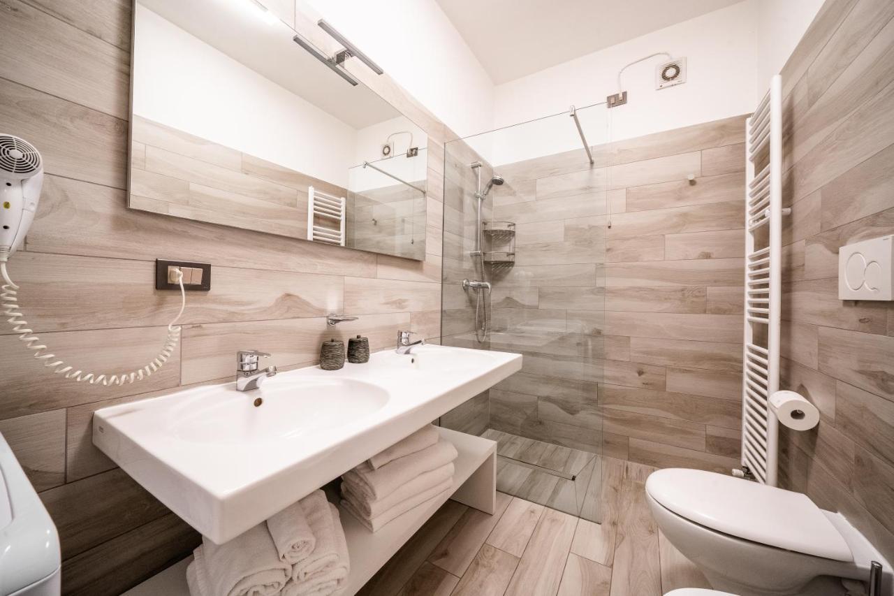 Appartamenti Vasco Renna Surf Center Torbole Sul Garda Екстериор снимка